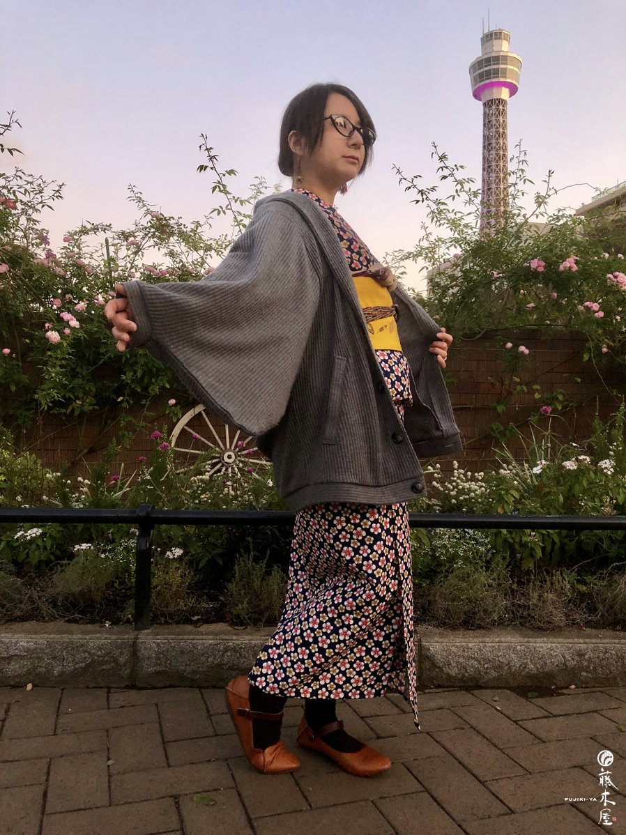 カーディガン羽織 はユニセックスで レディース着物にも合わせられます 東京上野 男着物 メンズ浴衣専門店 藤木屋 メンズ着物 メンズ浴衣 藤木屋ブログ